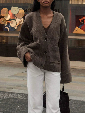 Women’s Cardigan – Relaxed Oversized Fit – Wool Knit – V-Neck – Button Front – Patch Pockets