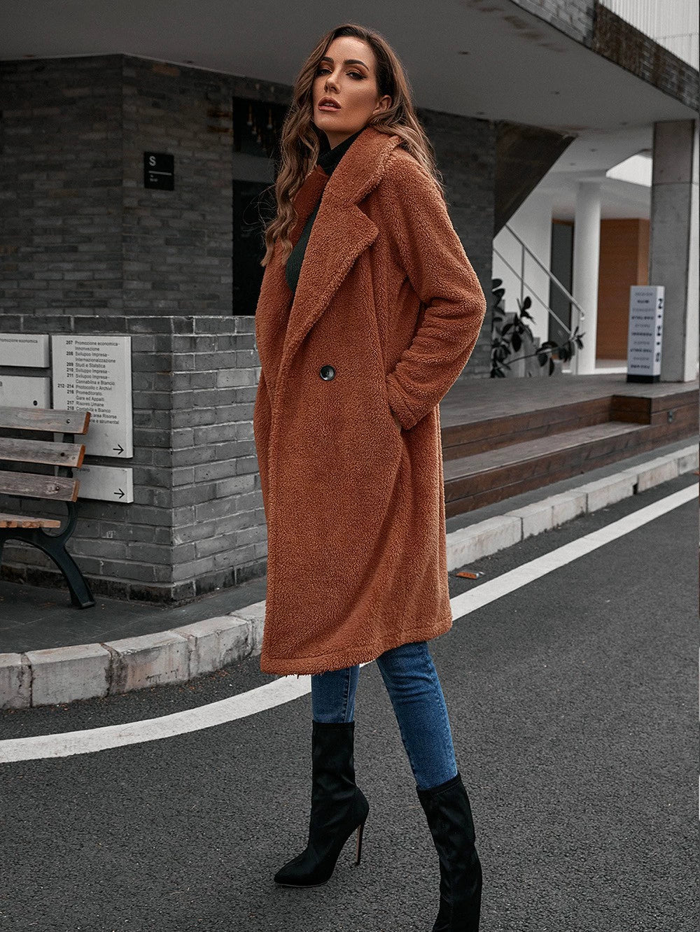 Women’s Windbreaker Coat – Relaxed Fit – Wool Texture – Single-Breasted – Mid Length