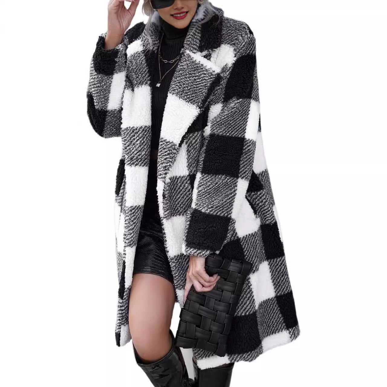 Women’s Long Coat – Oversized Fit – Plush Sherpa – Plaid Pattern – Lapel Collar
