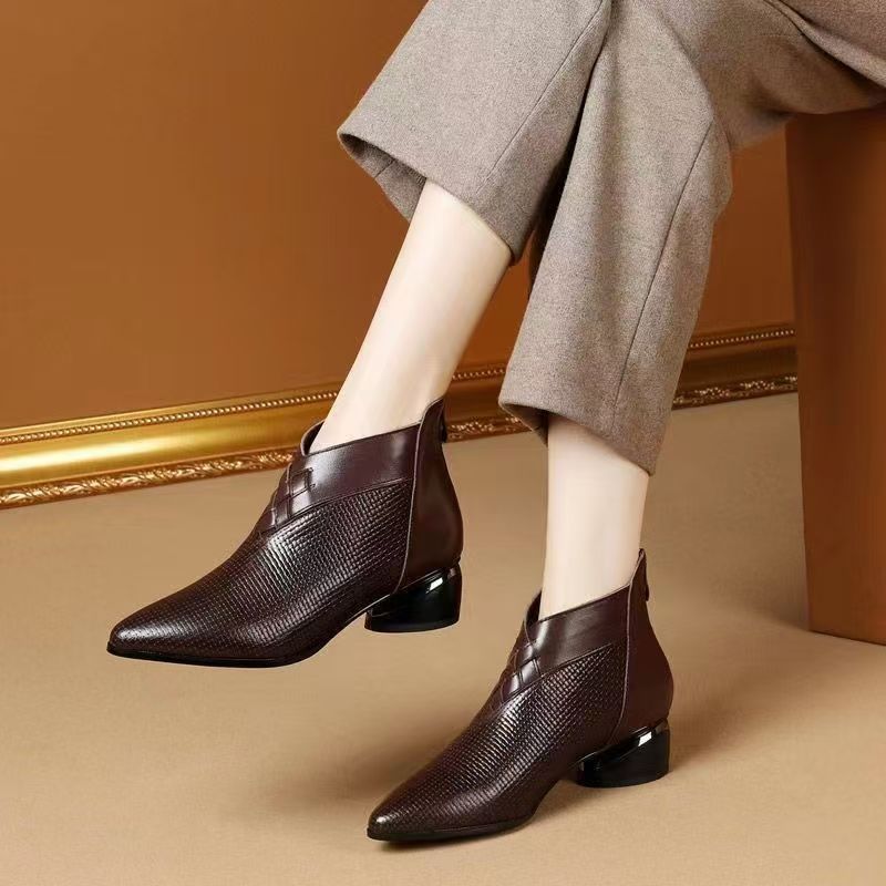 Women’s Ankle Boots – Pointed Toe – Textured Panel – Low Block Heel – Sleek Fit