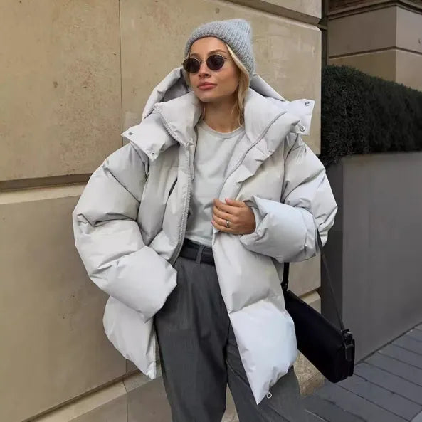 Women’s Puffer Jacket – Oversized Fit – Quilted – Water-Resistant Hooded Design