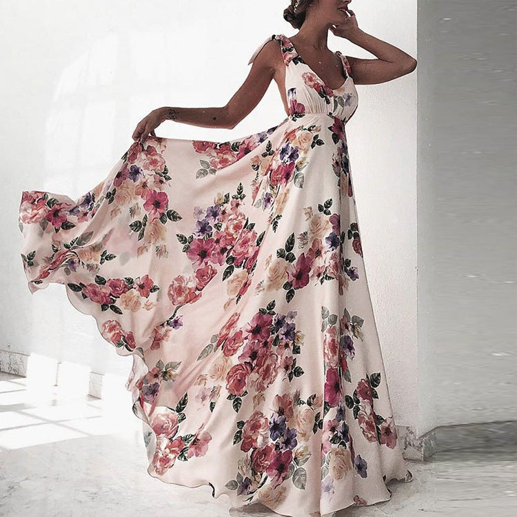Women’s Maxi Dress – Floral Print – Sleeveless – Plunging Neckline – Open Back – Flowy Fit