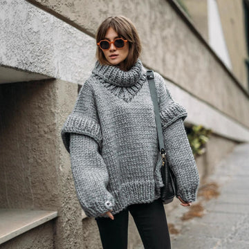 Women’s Pullover Sweatshirt – Oversized Fit – Chunky Knit Wool – Turtleneck – Ribbed Cuffs