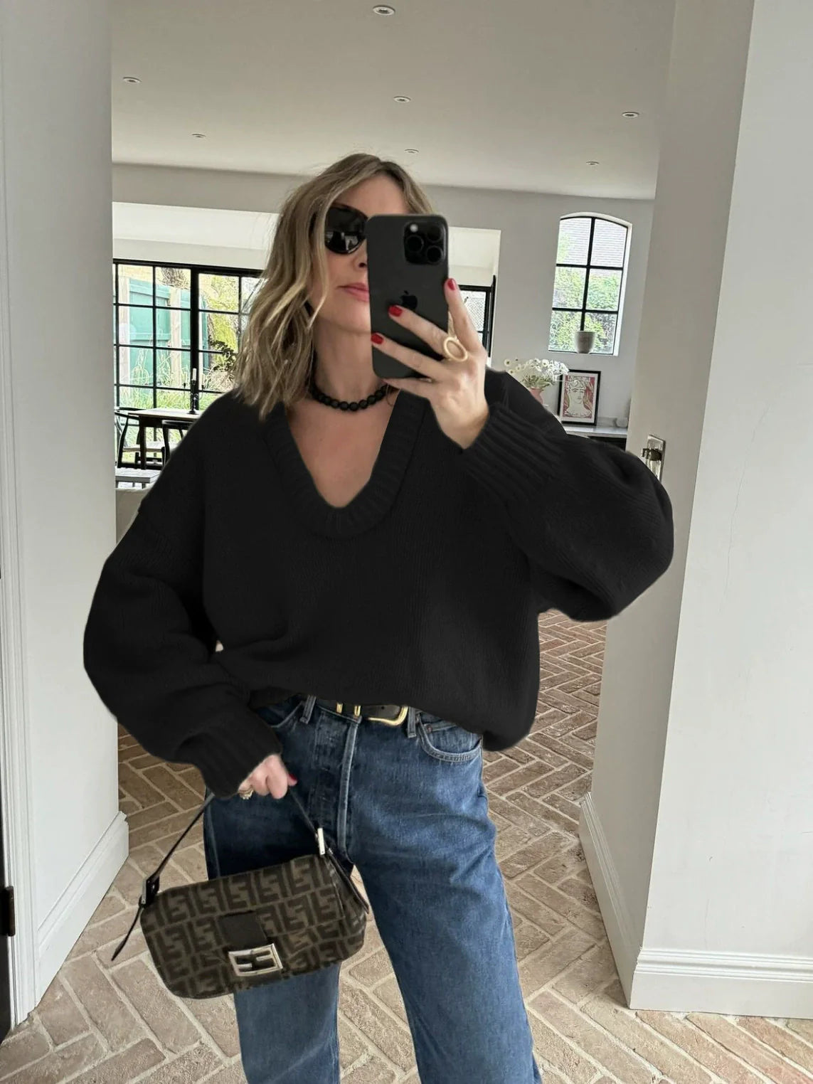 Women’s Sweater – Loose Fit Knit – Deep V-Neck – Long Sleeves – Ribbed Cuffs