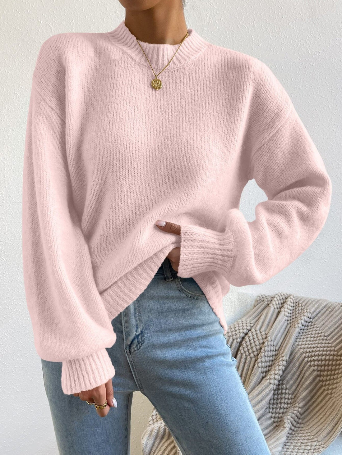 Women’s Knitted Sweater – Relaxed Fit – Soft Wool Blend – Crew Neck – Ribbed Cuffs