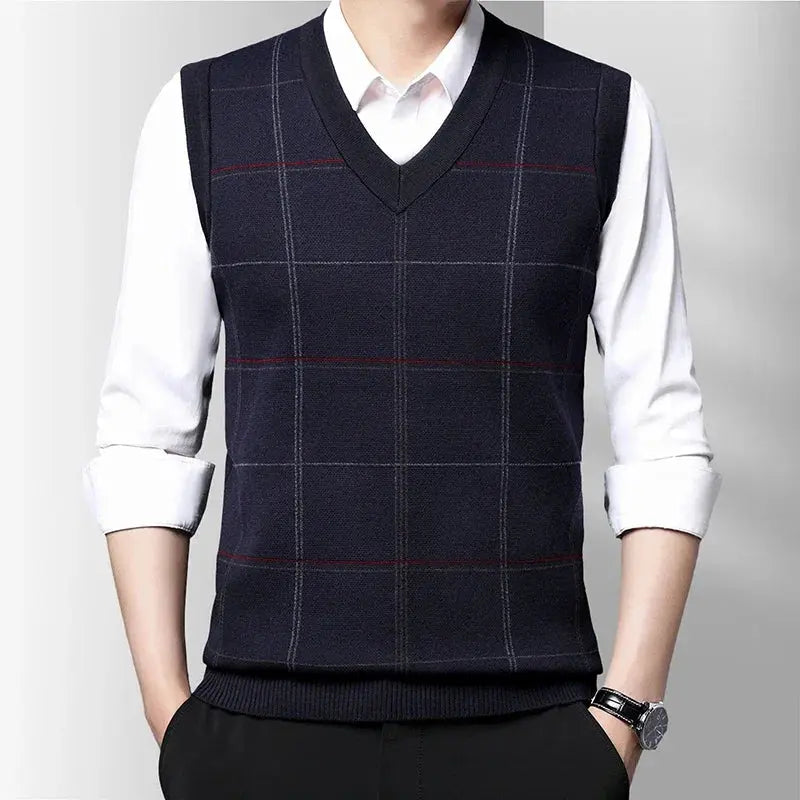 Checkered knit vest for men