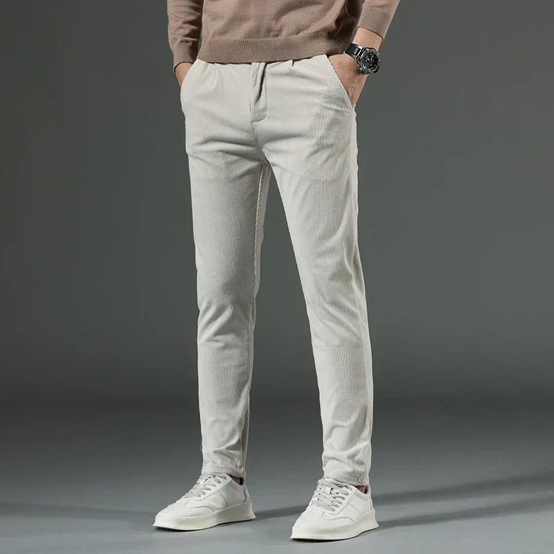 Slash pockets corduroy trousers for men