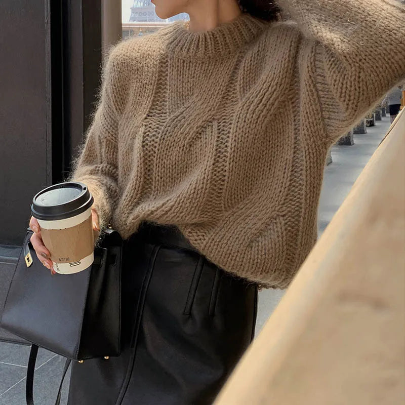 Women’s Sweater – Wool Knit – Oversized Fit – Cable Stitch – Long Sleeve Pullover