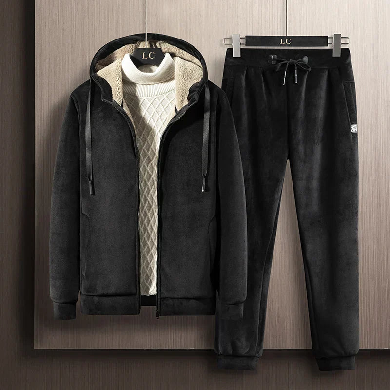 Hooded fleece sweatshirt and pants sets for men