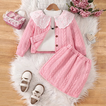 Women’s Two-Piece Quilted Jacket – Tailored Fit – Scalloped Collar – Button Front Layering Piece