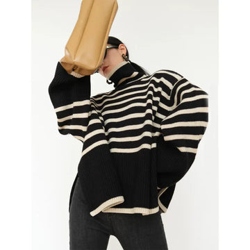 Women’s Turtleneck Pullover – Oversized Fit – Wool Blend – Ribbed Knit – Striped Design