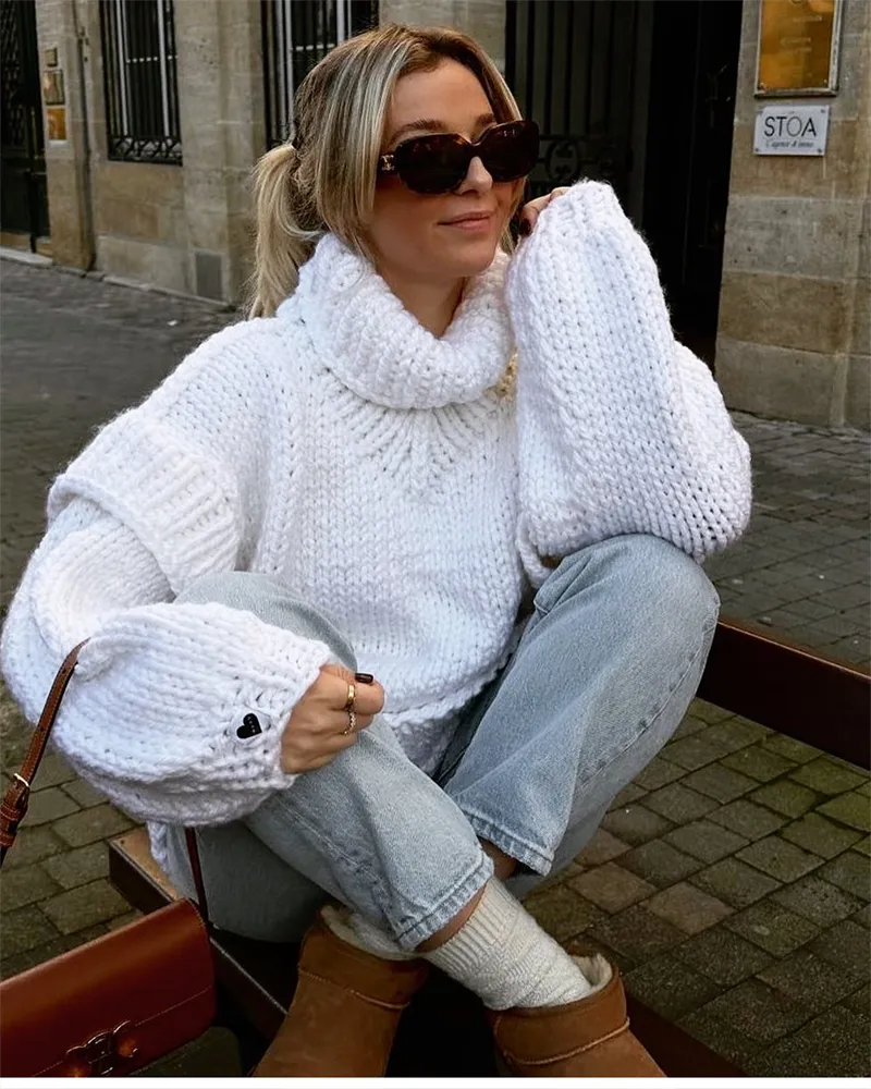 Knitted turtleneck wide sleeves sweater for women