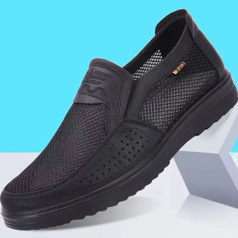 Breathable Lightweight Casual Shoes for Men: Modern design with breathable mesh, cushioned insole, perfect for everyday comfort.