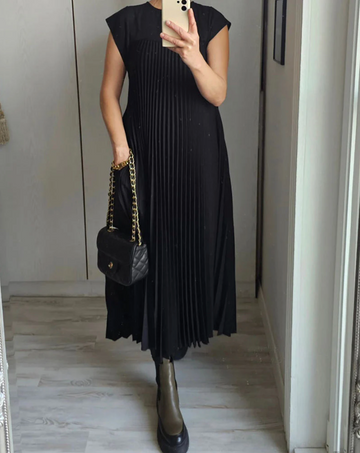 Women's Midi Dress - Pleated Design - Cap Sleeves - Round Neck - Elegant Relaxed Fit