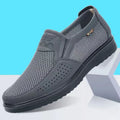 Breathable Lightweight Casual Shoes for Men: Modern men's sneakers featuring a breathable mesh design and comfortable, flexible sole.