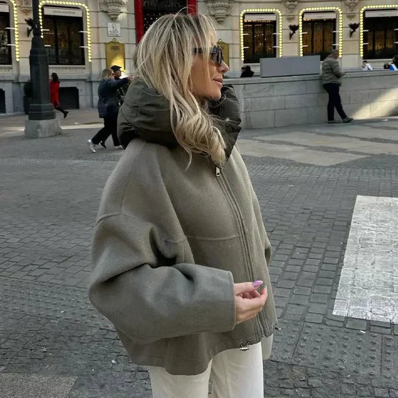 Women’s Jacket – Oversized Fit – Hooded with Contrast Fabric – Wool-Like Warmth – Zip Front