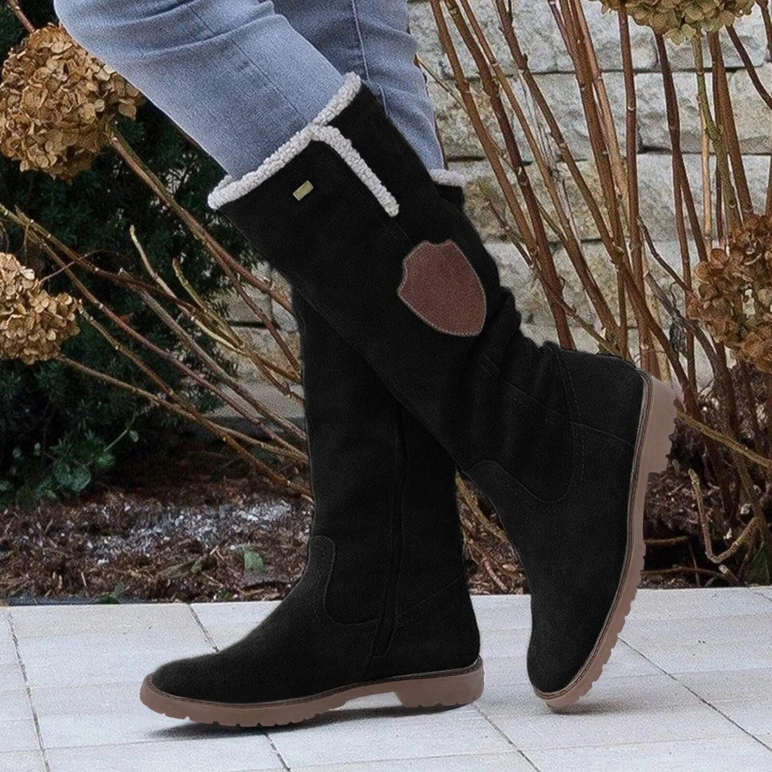 Women’s Mid-Calf Boots – Suede-Like Texture – Plush Lining – Side Zipper – Lug Sole