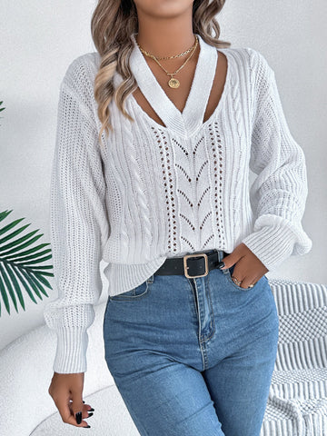 Cosy cut-out v-neck sweater for women