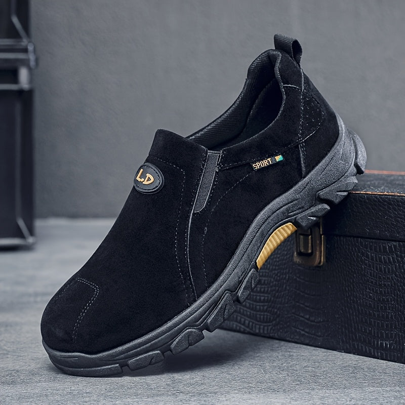 Round toe slip on casual sneakers for men