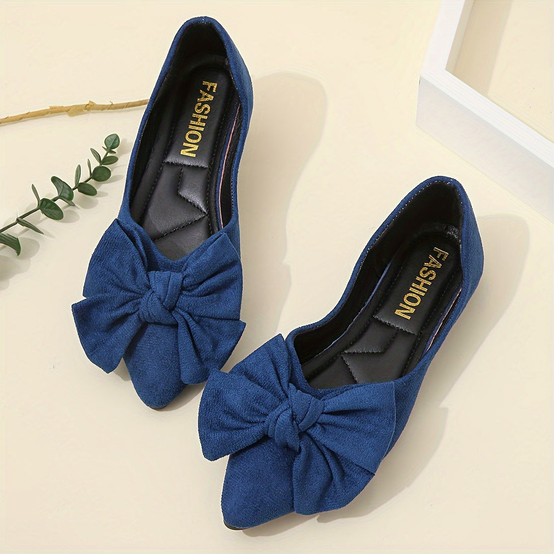 Bowknot pointed toe flat shoes for women