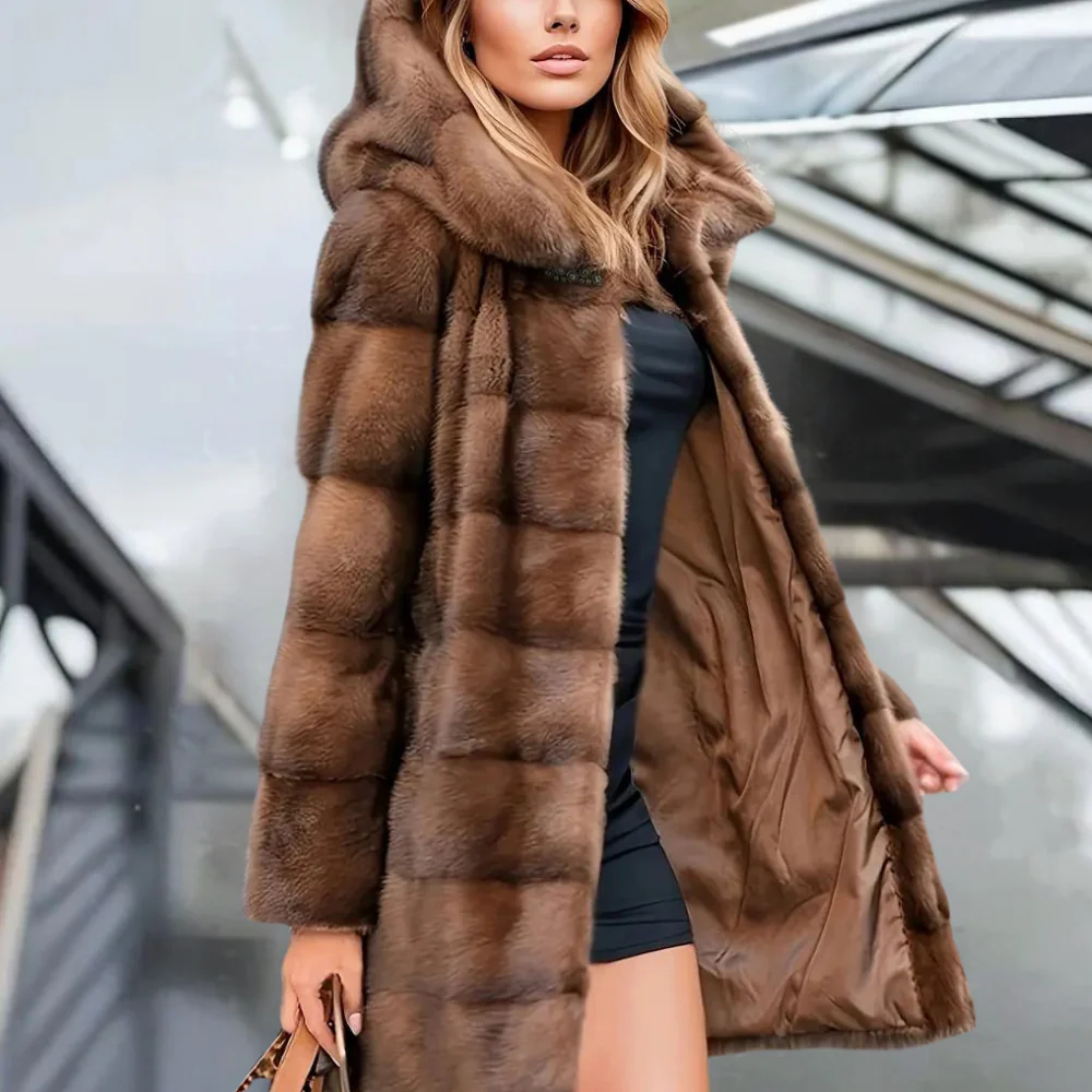 Women’s Trench Coat – Faux Fur – Relaxed Fit – Hooded – Mid-Thigh Length – Snap Closure