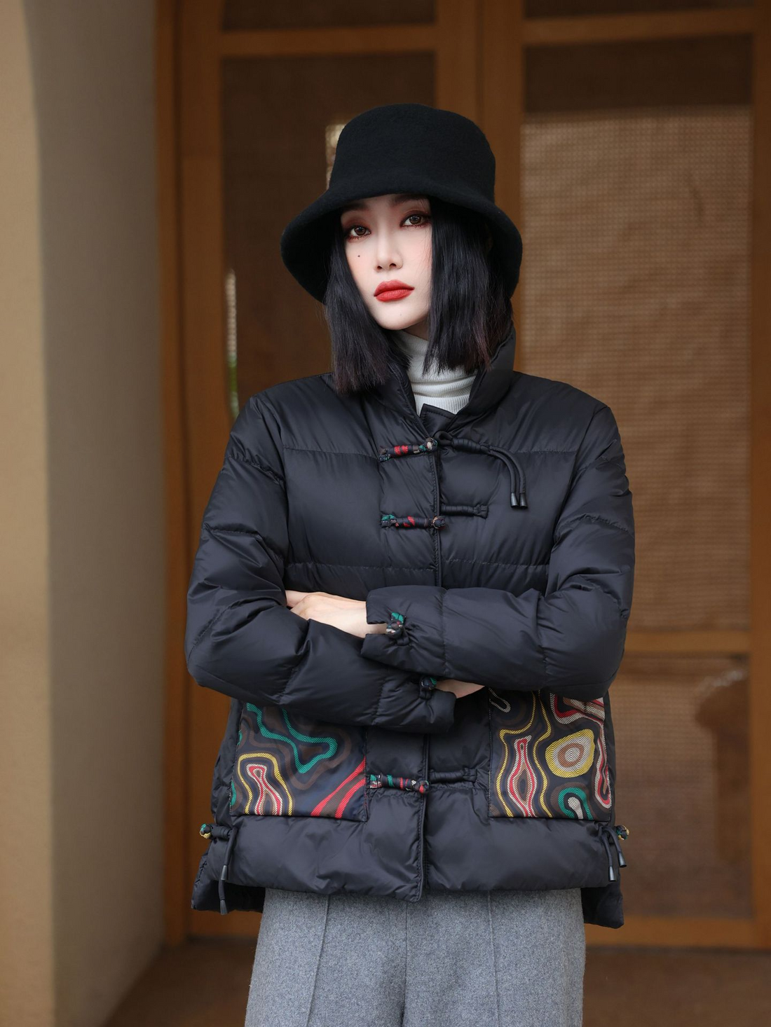 Women’s Quilted Jacket – Oversized Fit – High Collar – Frog Closures – Patch Pockets
