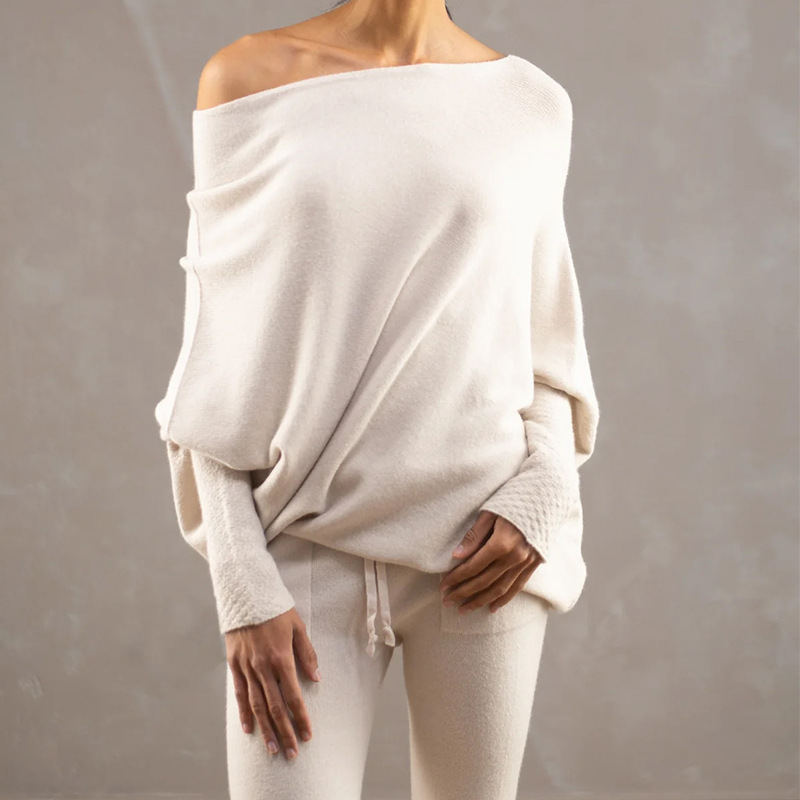 Women’s Oversized Top – Relaxed Fit – Off-the-Shoulder – Dolman Sleeves – Ribbed Cuffs