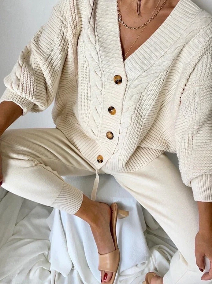 Women’s Two-Piece Knitwear Set – Relaxed Fit Cardigan and Tapered Pants – Wool Blend Knit