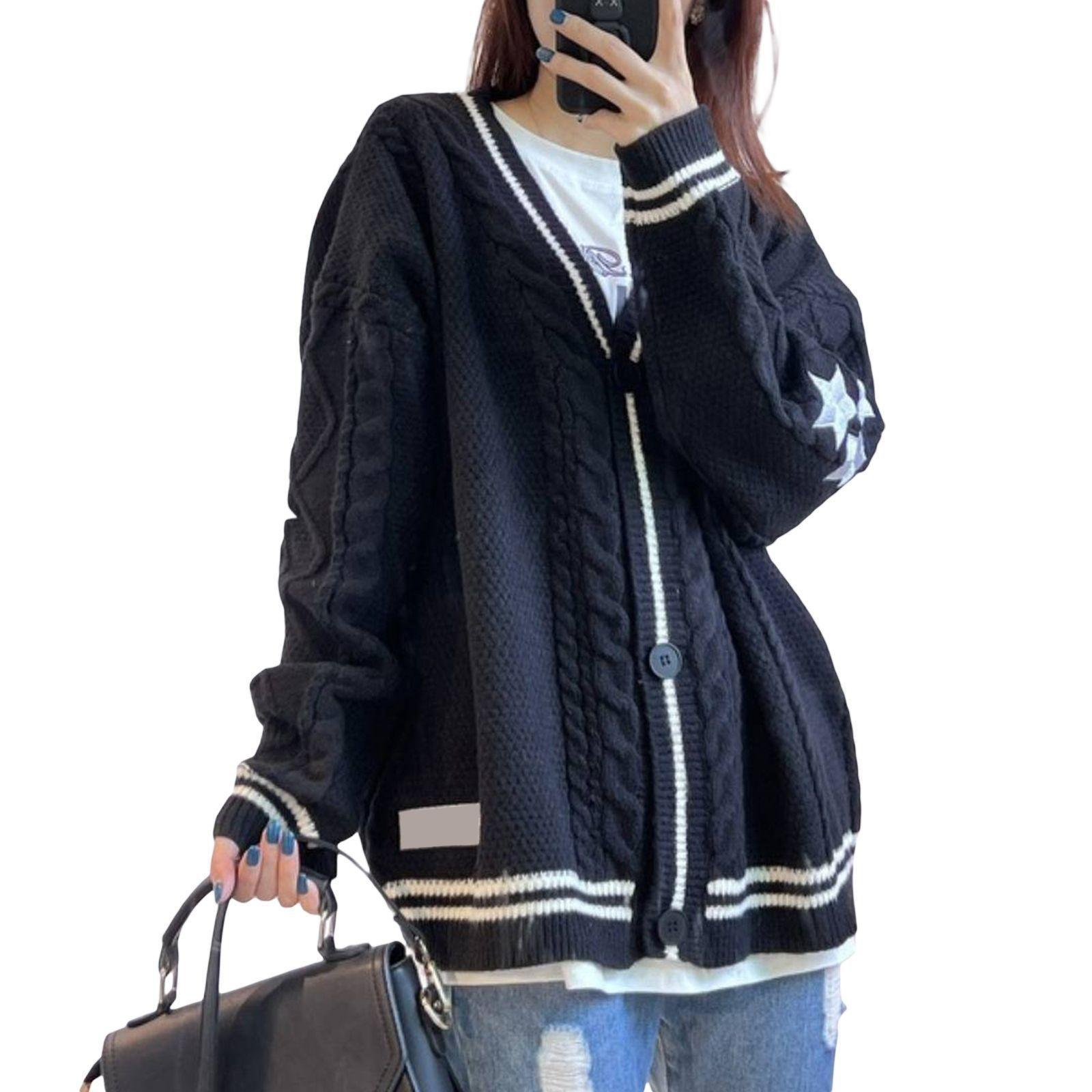 Women’s Cardigan – Wool Knit – Oversized Fit – Batwing Sleeves – Cable Knit – Star Detail