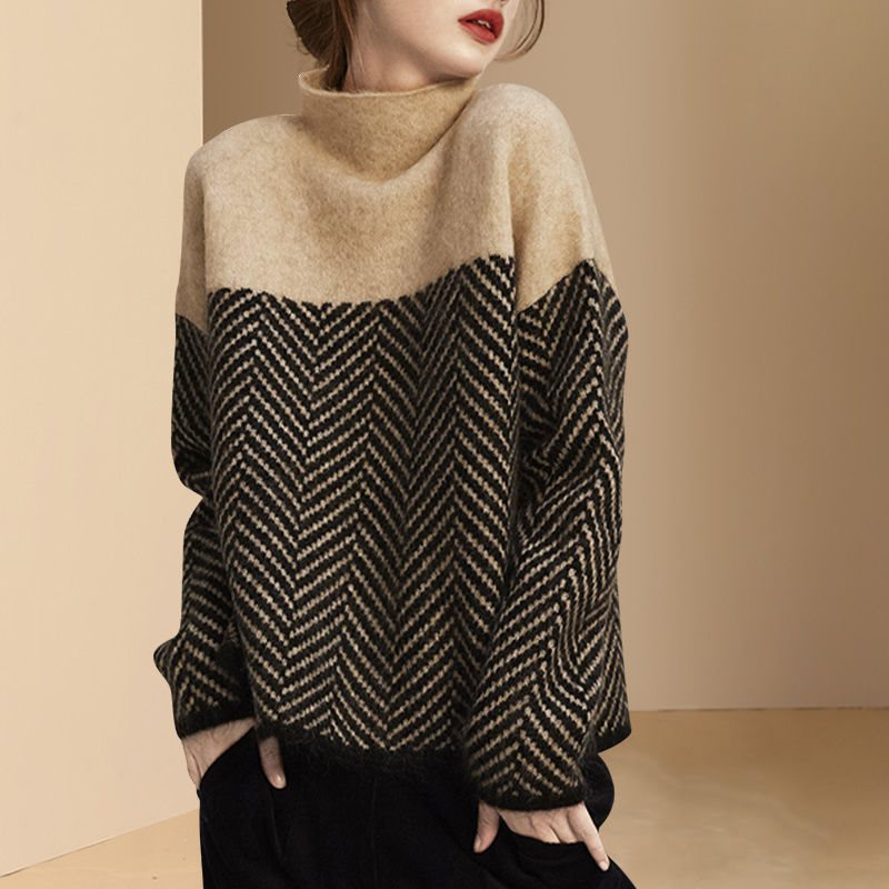 Women’s Pullover Sweatshirt – Oversized Fit – Soft Plush Knit – High Roll Neck – Patterned Design