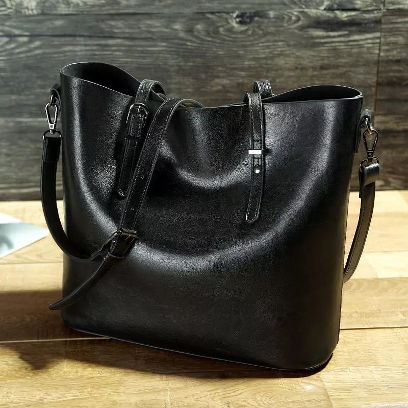 Vintage leather shoulder bag for women