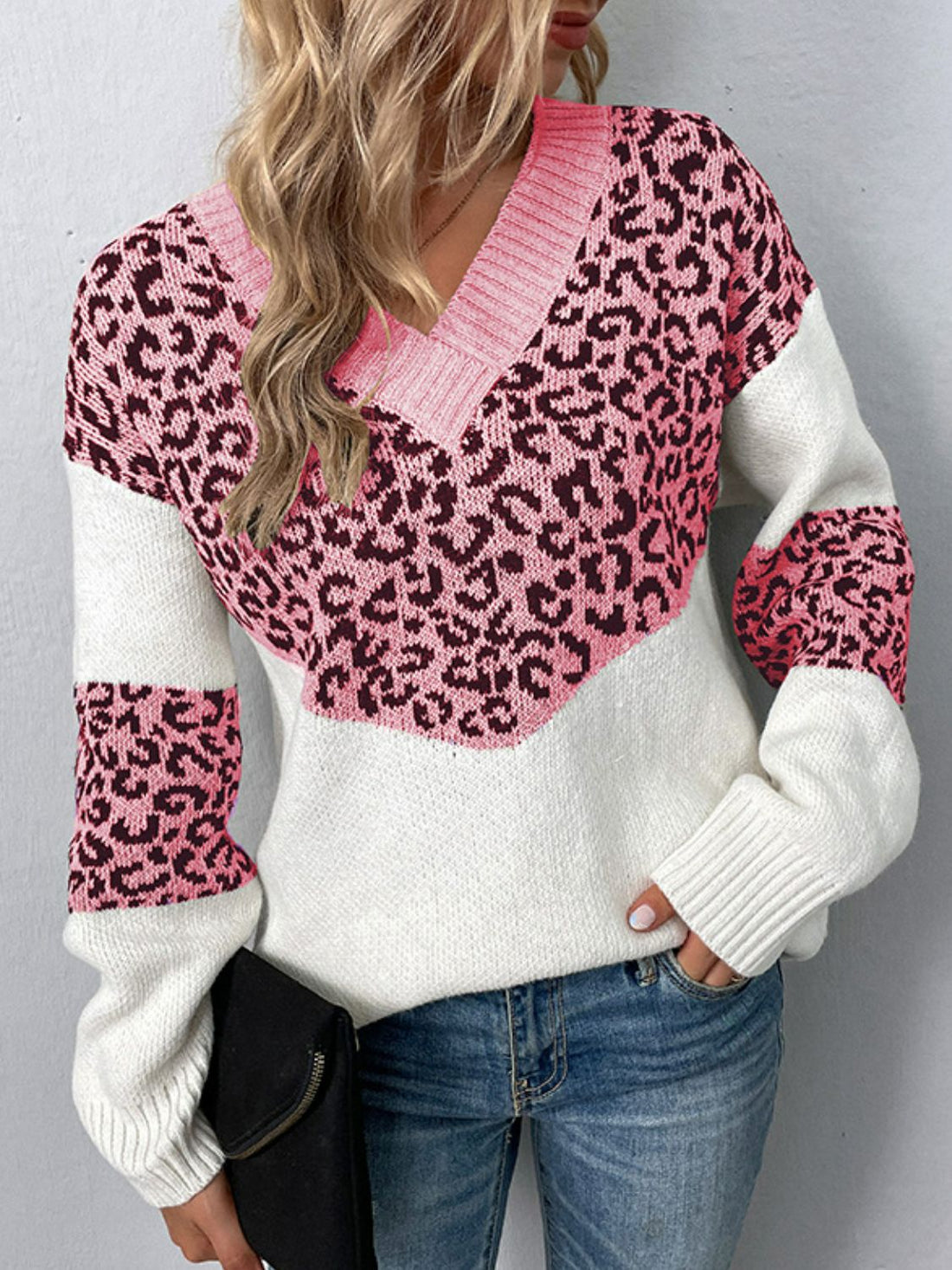 Trendy leopard print v-neck sweater for women