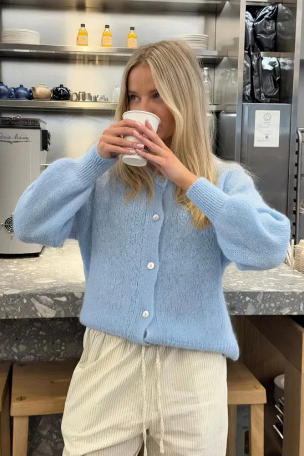 Women’s Cardigan – Relaxed Fit – Soft Knit – Button Front – Ribbed Cuffs & Hem
