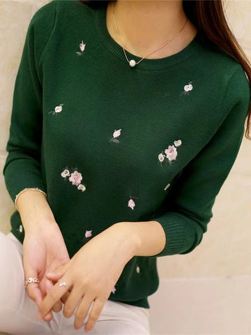 Women’s Knitted Sweater – Wool Blend – Regular Fit – Embroidered Floral Design