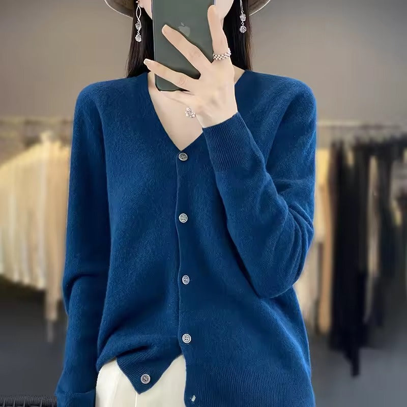 Women’s Sweater – Wool Blend – Relaxed Fit – V-Neck – Button Front – Long Sleeve