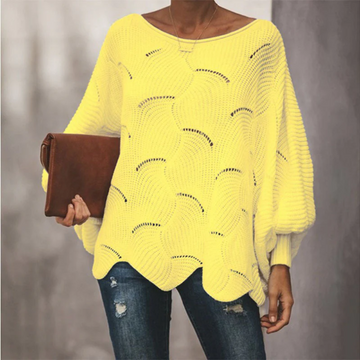 Women’s Knit Sweater – Relaxed Fit – Wool Blend – Scalloped Hem – Batwing Sleeves
