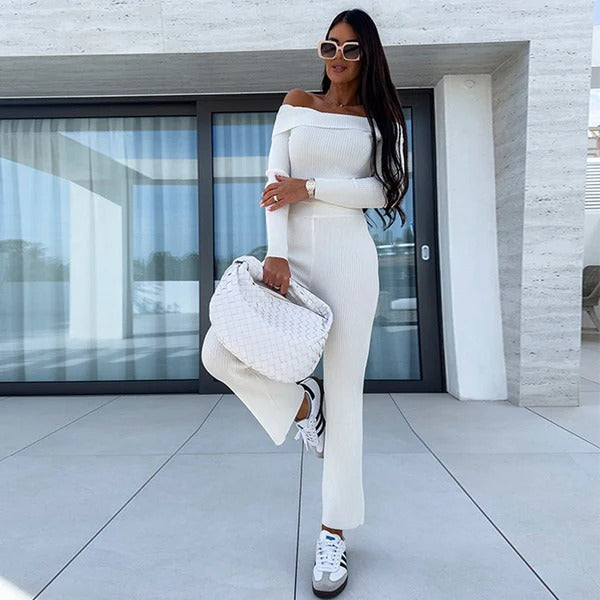 Women’s Jumpsuit – Slim Fit – Off-Shoulder – Knit Stretch Fabric – Flared Leg – Full Length