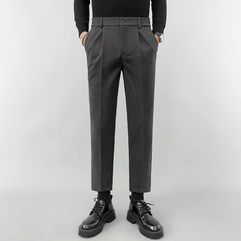 Men's Classic Tailored Trousers - Elegant Straight Cut - Timeless Pleated Design