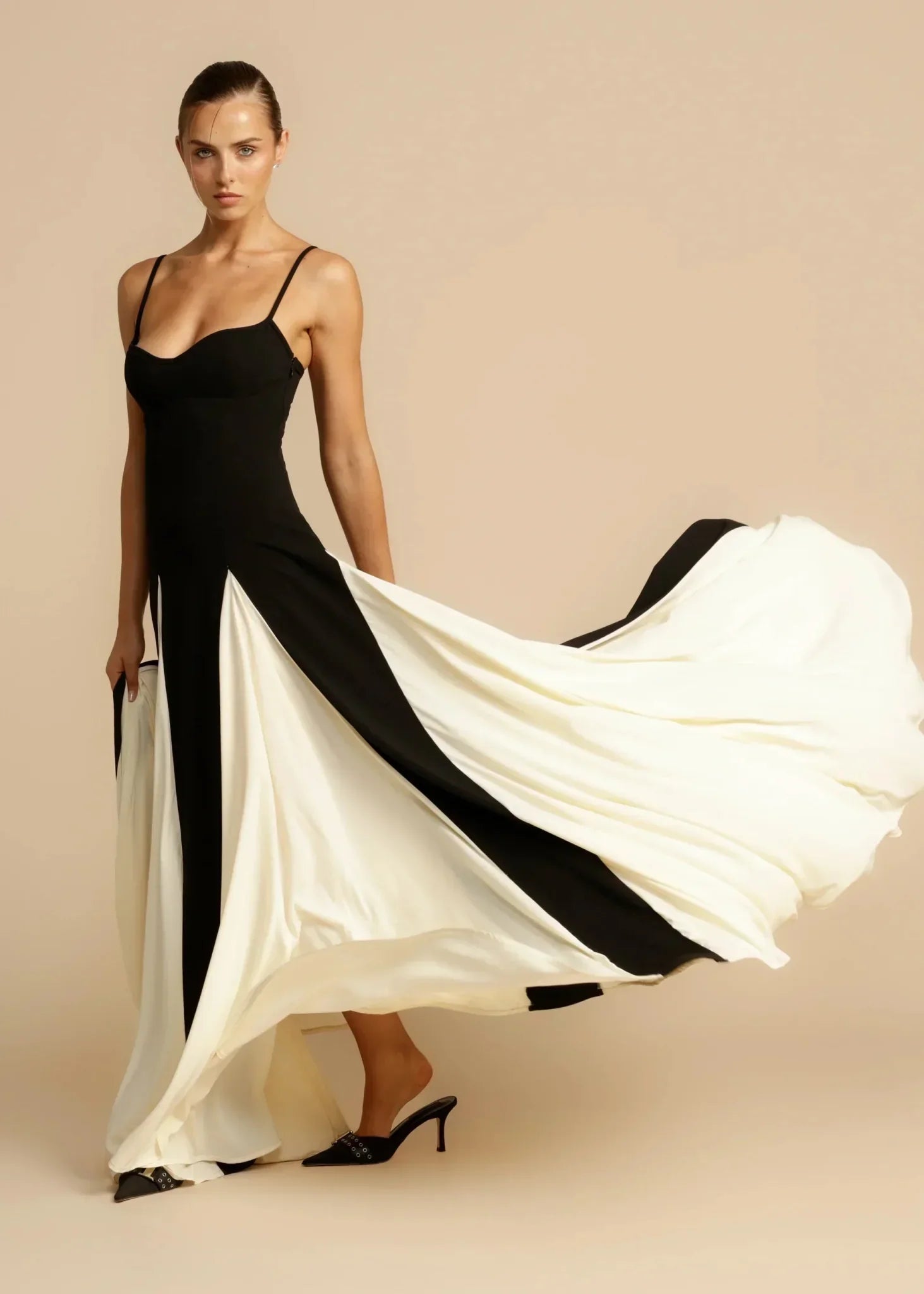 Women's Evening Gown - Sweetheart Neckline - Spaghetti Straps - Flowing A-Line Silhouette