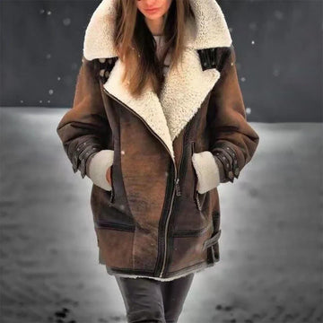 Women’s Jacket – Oversized Fit – Suede-Like Fabric – Sherpa Lining – Asymmetrical Zip