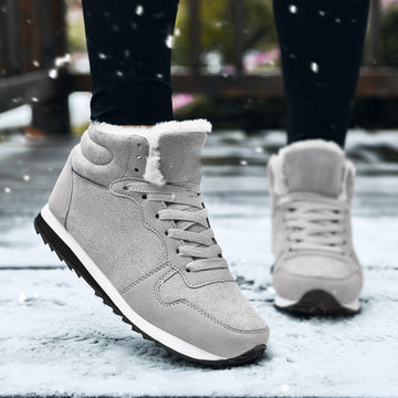 Women’s Snow Boots – Suede-Look – Supportive Fit – Faux Fur Lined – Lace Up – Slip Resistant