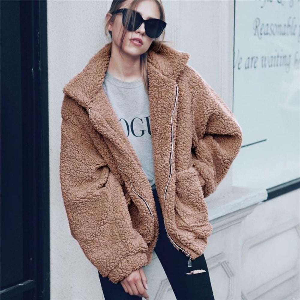 Women’s Coat – Oversized Fit – Plush Fleece – Zipper Front – Side Pockets – Casual Wear