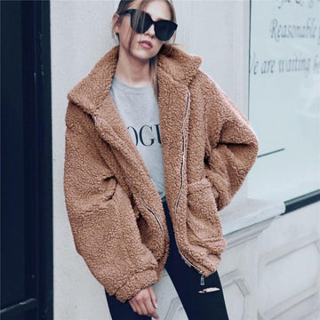 Women’s Coat – Oversized Fit – Plush Fleece – Zipper Front – Side Pockets – Casual Wear