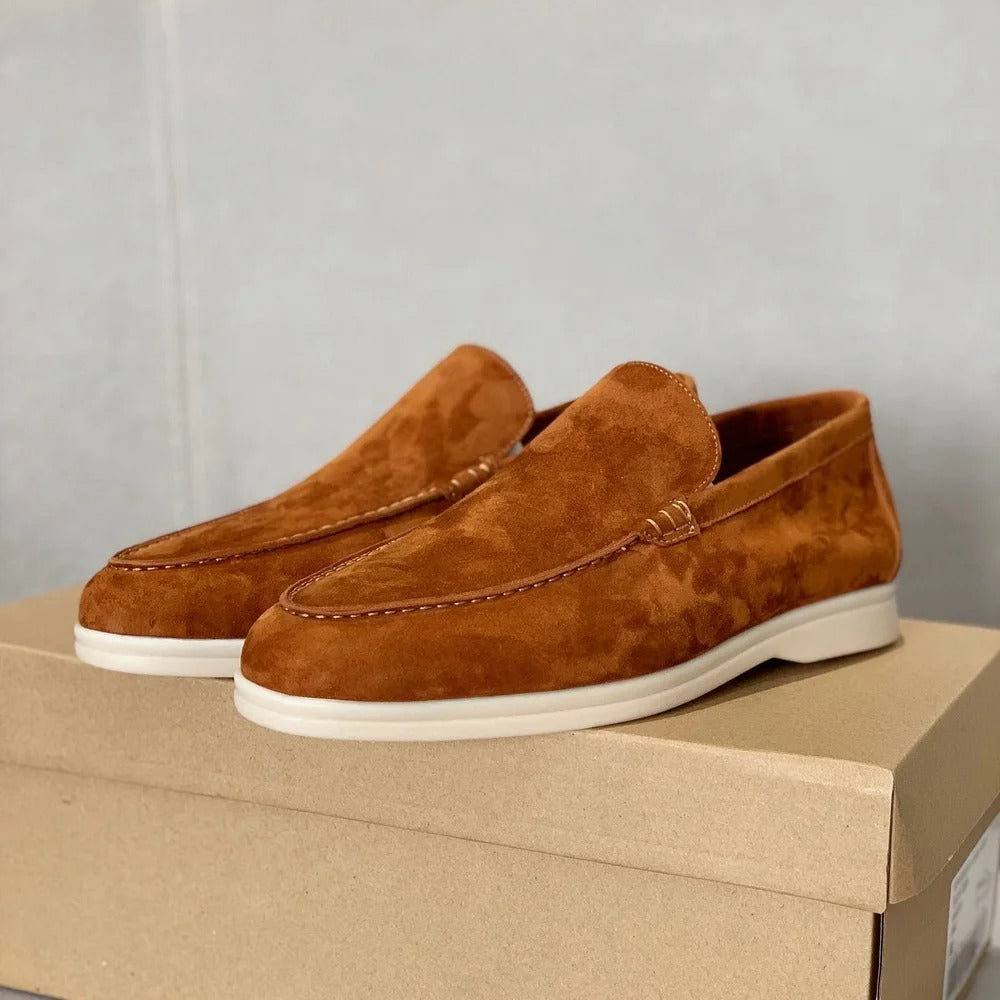 Men’s Loafers – Suede Texture – Slip-On – Streamlined Fit – Low Heel – Minimalist Style